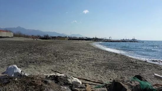 Spiaggia Libera Attrezzata Oasi Chiosco