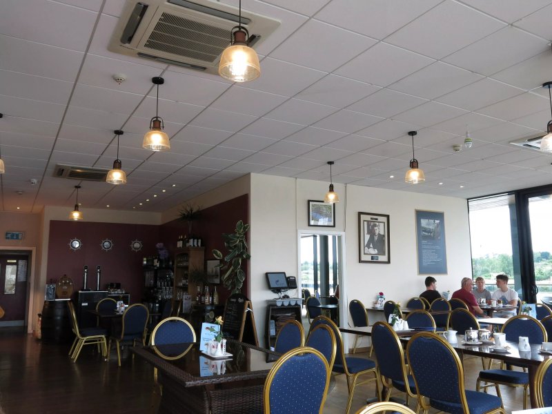 Captain's Table Restaurant