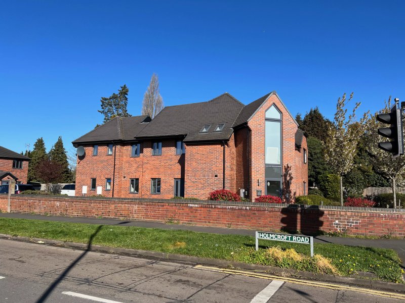 Cross Court