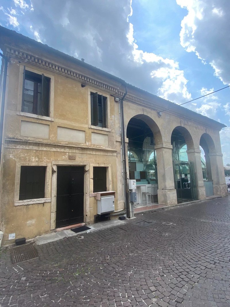 Antica Loggia dei Grani