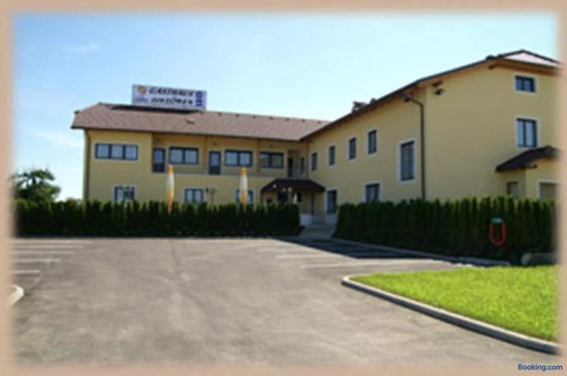 Gasthaus-Pension zum Lowen