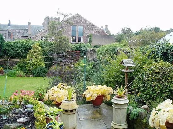 Alannah House