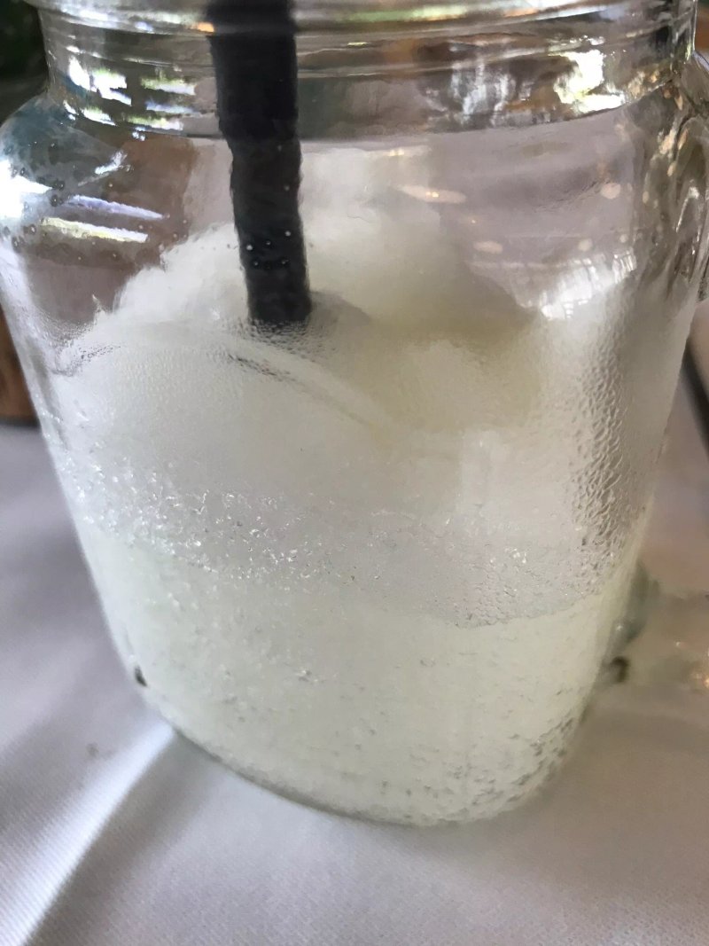 Bistro La Piscina im Freizeitbad Neckarhausen