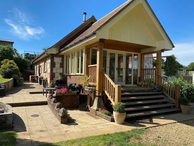 Rural getaway ideal for walking & cycling, golf & beaches nearby