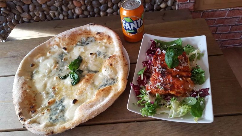 Pizzeria Volare