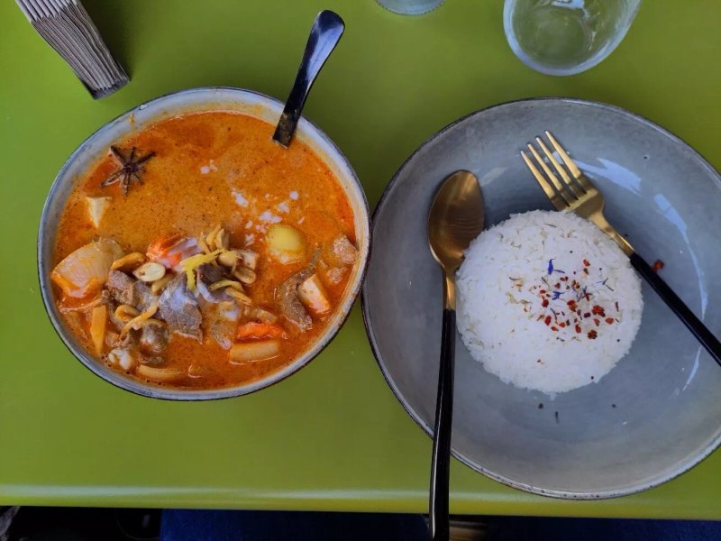 Eat at Thai