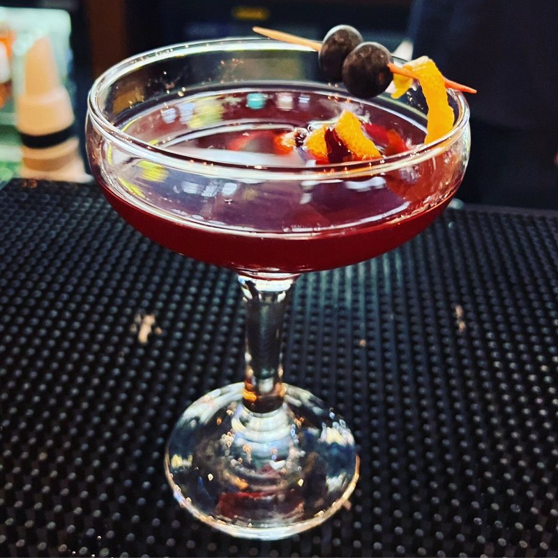 The Kent Cocktail Bar and Lounge