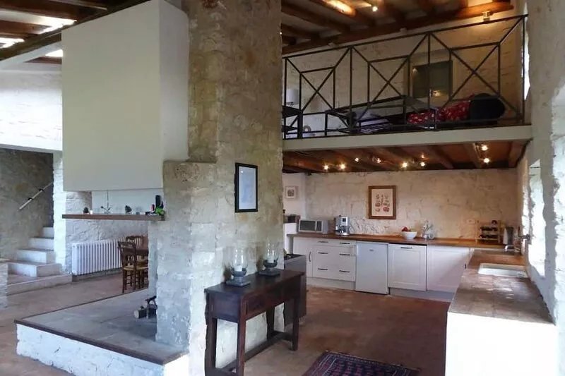 perfect 4 bedroom villa, with amazing view, full AC and infinity pool n. Orvieto