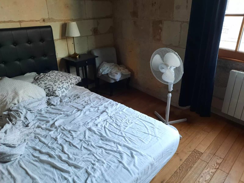 Grand T2 Vieux Tours Immeuble Historique