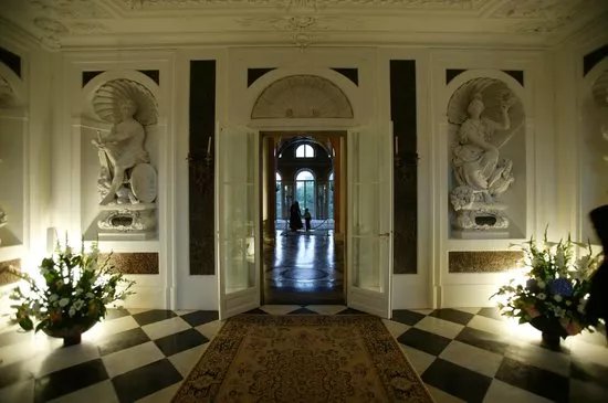 Po Warszawie Sightseeing Tours