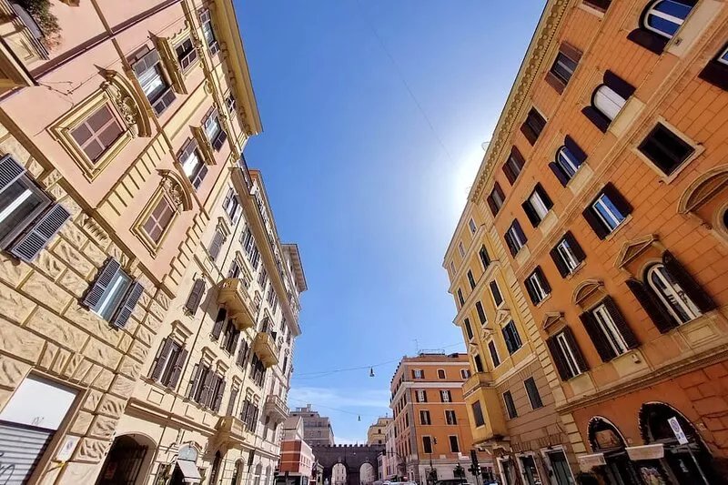 Elegant and new 3 bedrooms apt near S. Peter!