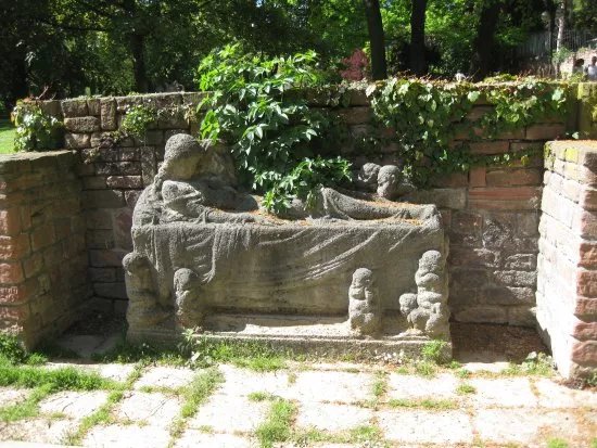 Schneewittchen-Denkmal