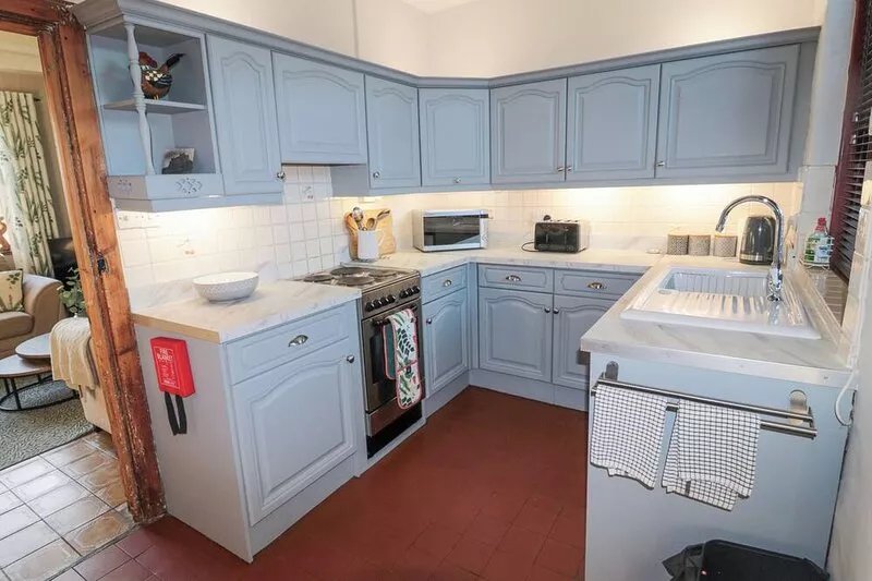 NO.4, pet friendly, with open fire in Beal