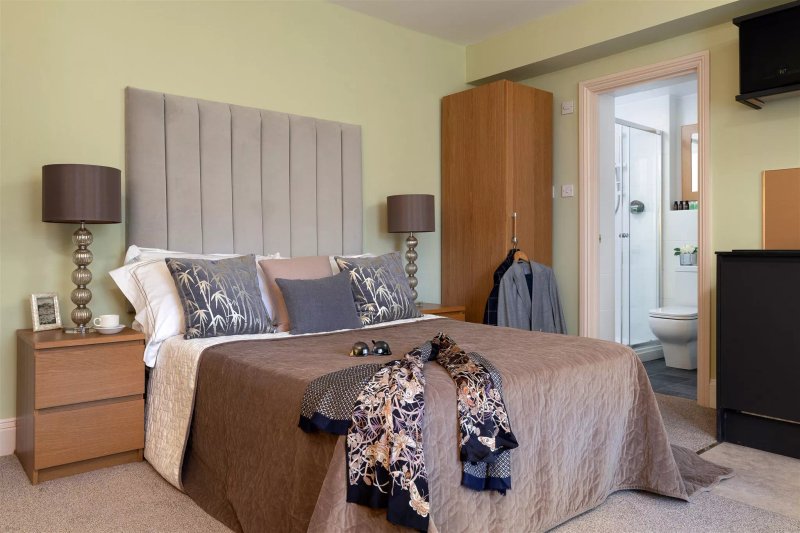 Palm Grove Apartments