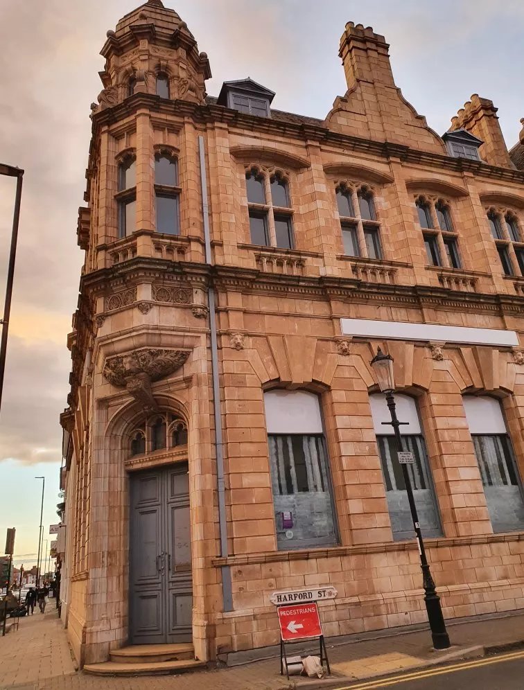22a Bank Building