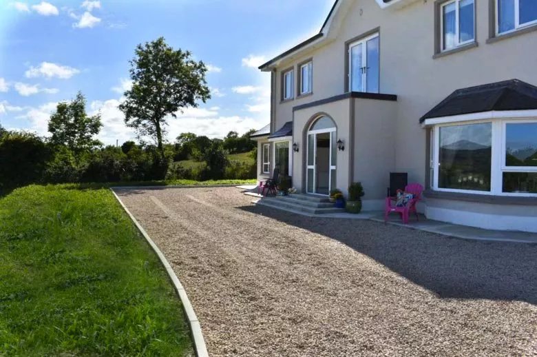 Kilmacrennan House