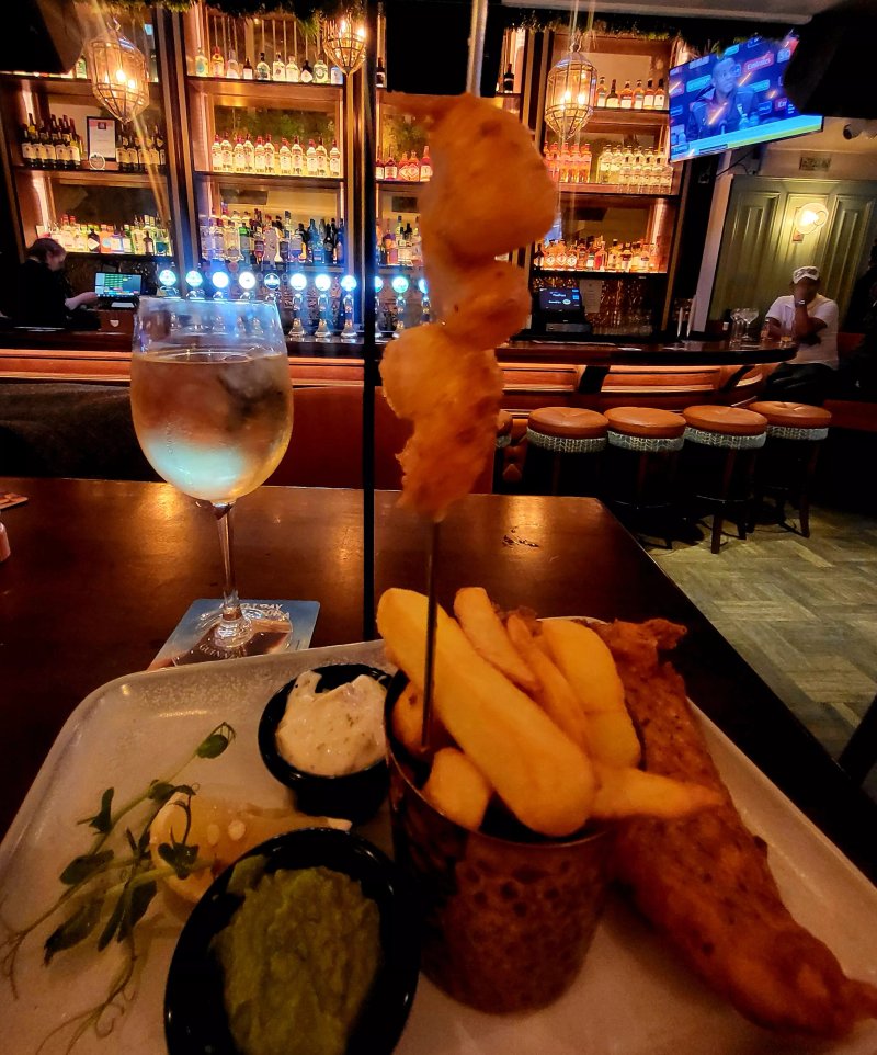 The Barrel & Castle