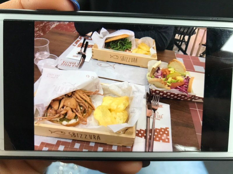 Sbizzura - Street Restaurant
