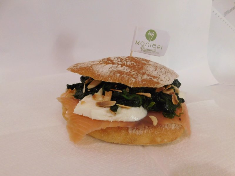 Manieri Natural Street Food