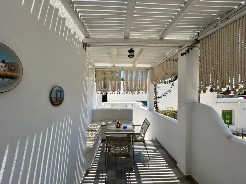 Vintage House Naxos