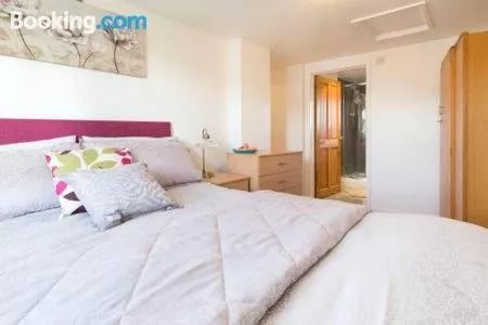 Kidlington Guest House
