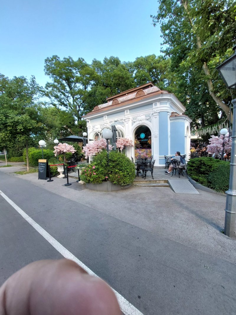Opernpavillon