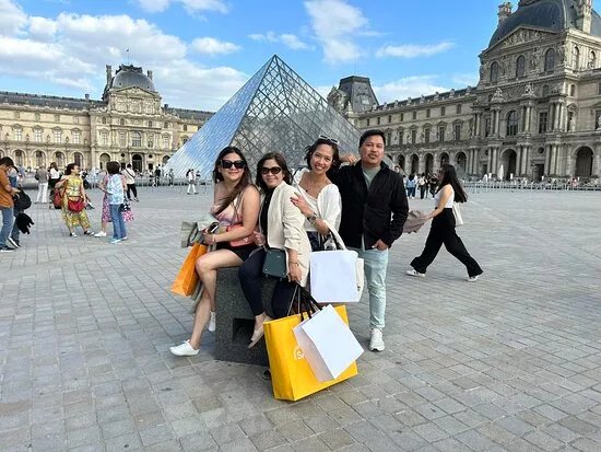 Paris Tayo