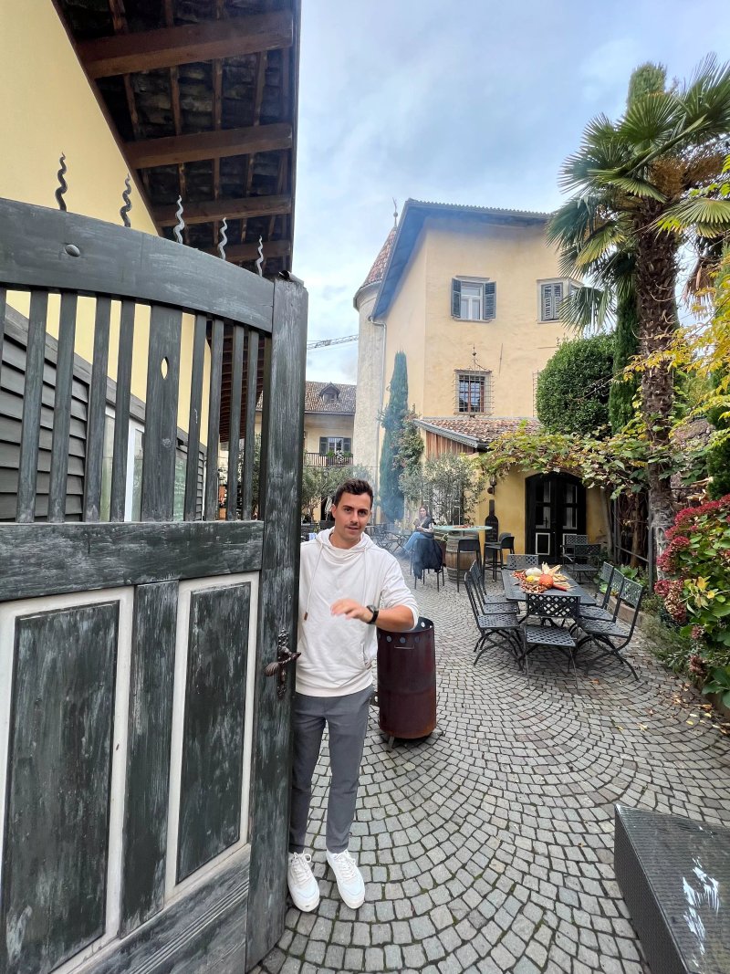 Allegra Weinbar& Restaurant