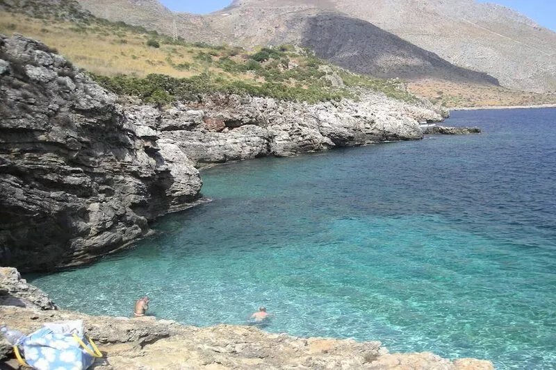 NATURAL PARADISE - A LOVELY HOUSE SCOPELLO - CALAZZURRA VILLAGE - PRIVATE