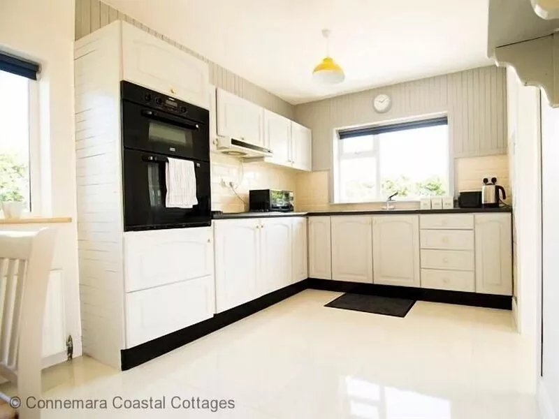 Great renovated house in the village of Louisburgh