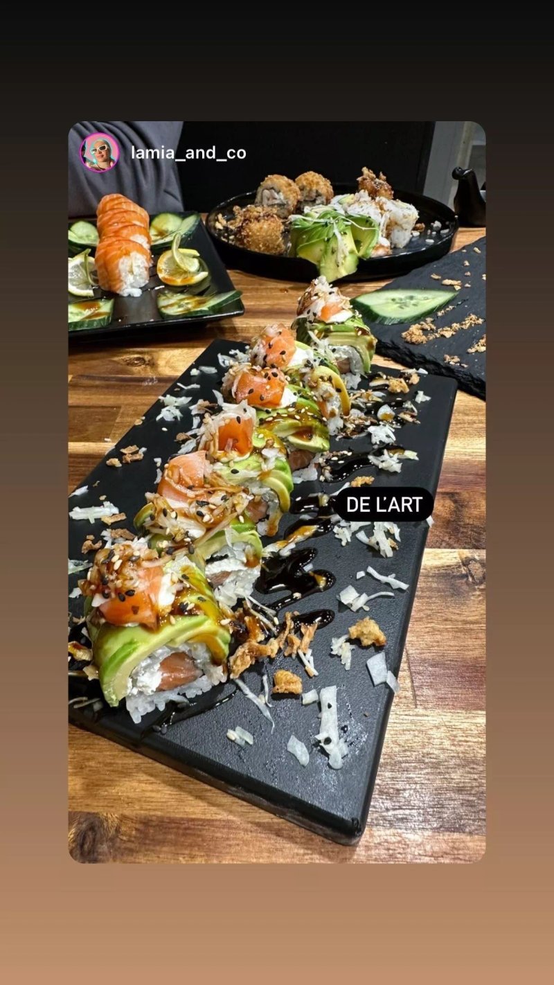 Ajia Sushi & Burger Lattes