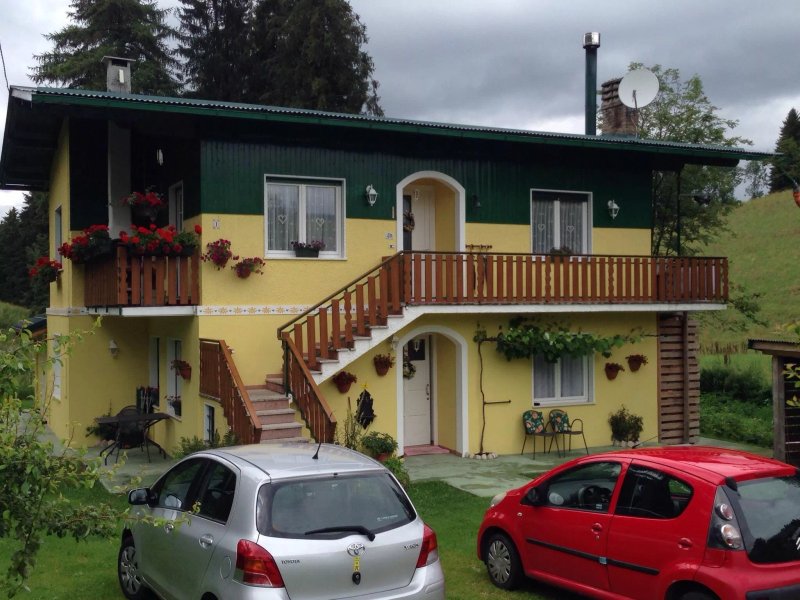 B&B Clama Uno