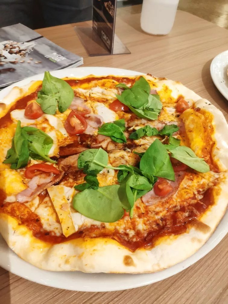 Can Can Pizza