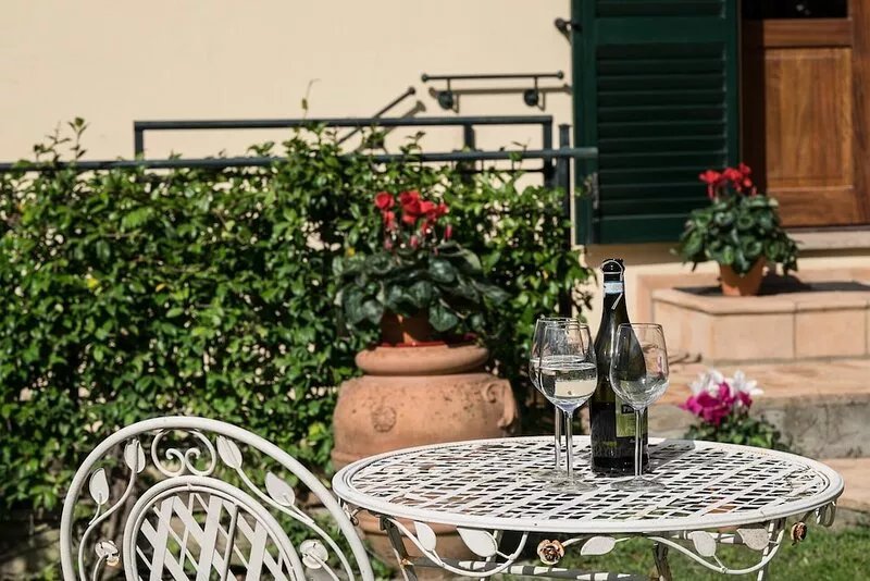 Beautiful family home near Castiglione del Lago with views over Tuscany