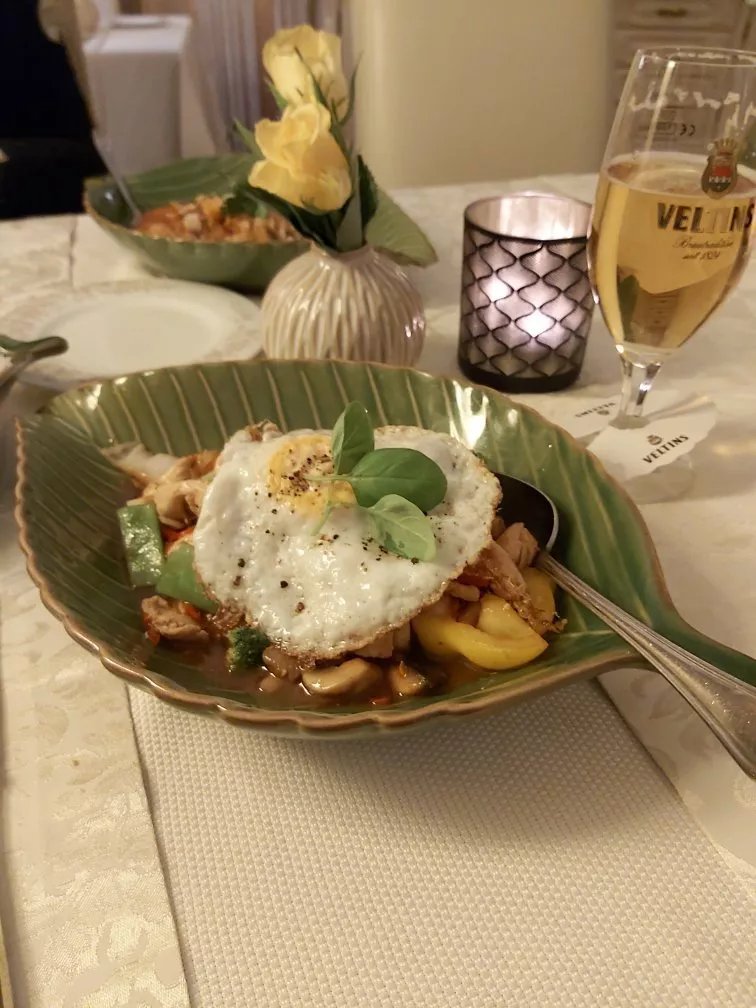Red Chilli, Thailandische Spezialitaten