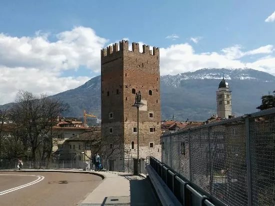 Torre Vanga