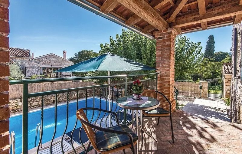 Beautiful villa with pool, sea view, KA, barbecue, WLAN, suitable for families