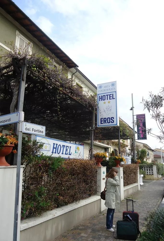 Hotel Eros