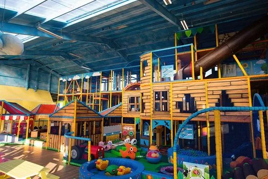 Sprouts Playbarn