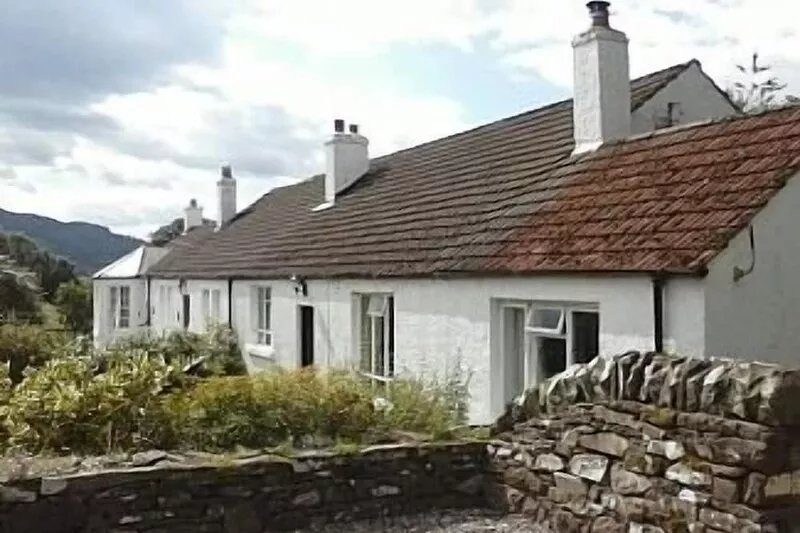 Cosy ex-farm workers cottage-sleeps 4+ 1 child