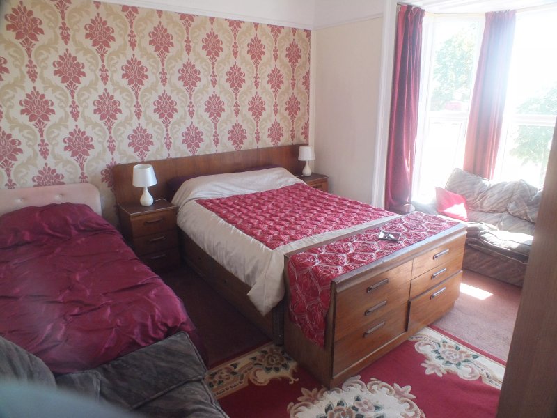 Links Guest House