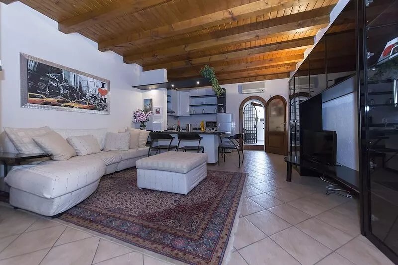 Apartment in the historic center of Rivoltella sul Garda ideal for families
