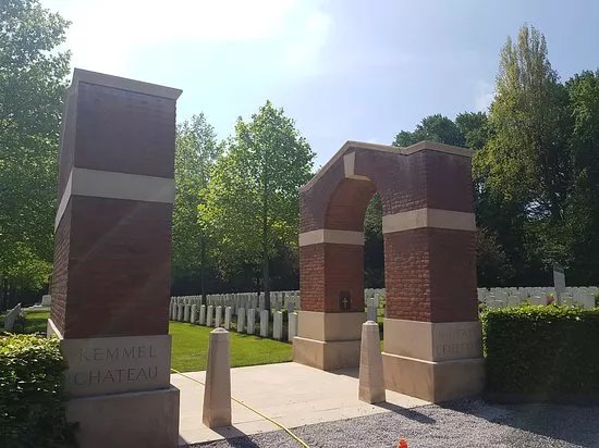 Kemmel Chateau Military Cemetery