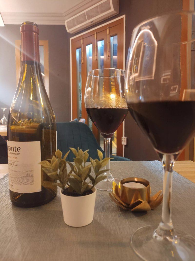 Chillie's International Restaurante Bar