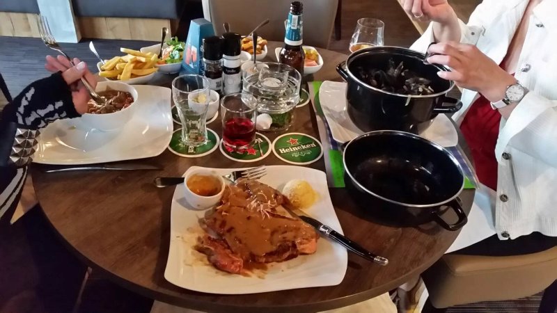 Restaurant Cafe Aan Een