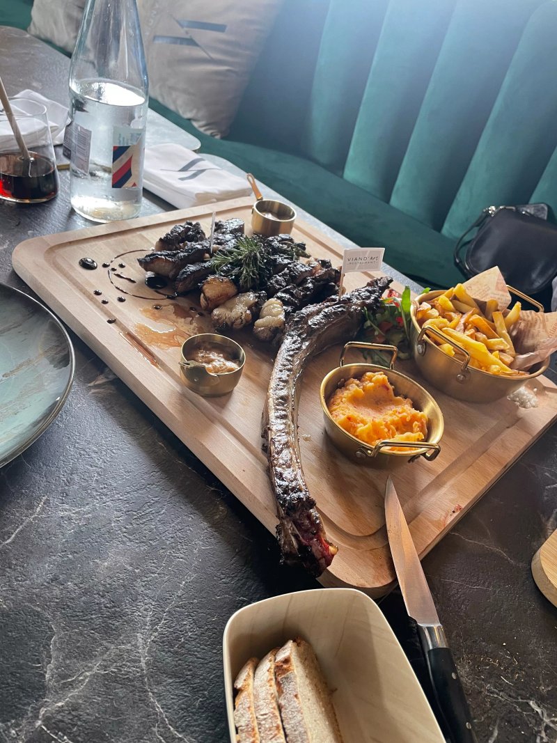 Viand’Art Restaurant