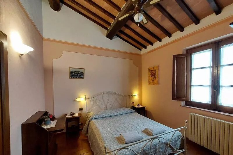 Flat with view,terrace, A/C, in a wine estate with pool,Spa,children friendly