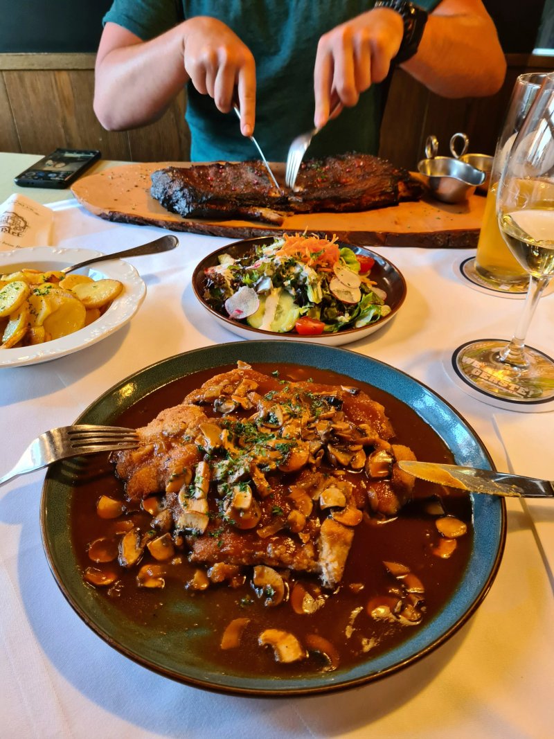 Hotel Restaurant Broessler