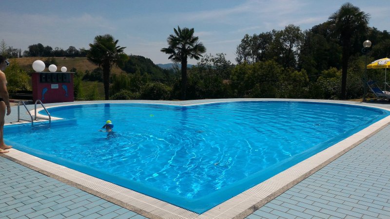 Pizzeria Trattoria Piscina Le Ginestre