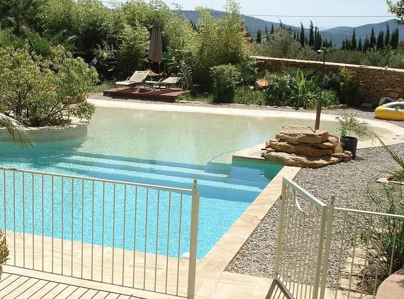 La Treille Mas Bouteillans, charm, comfort, calm amid the olive grove